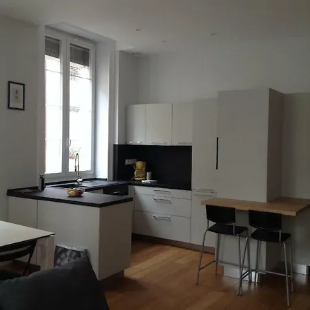 Charme Et Modernite Au Coeur De Apartman *